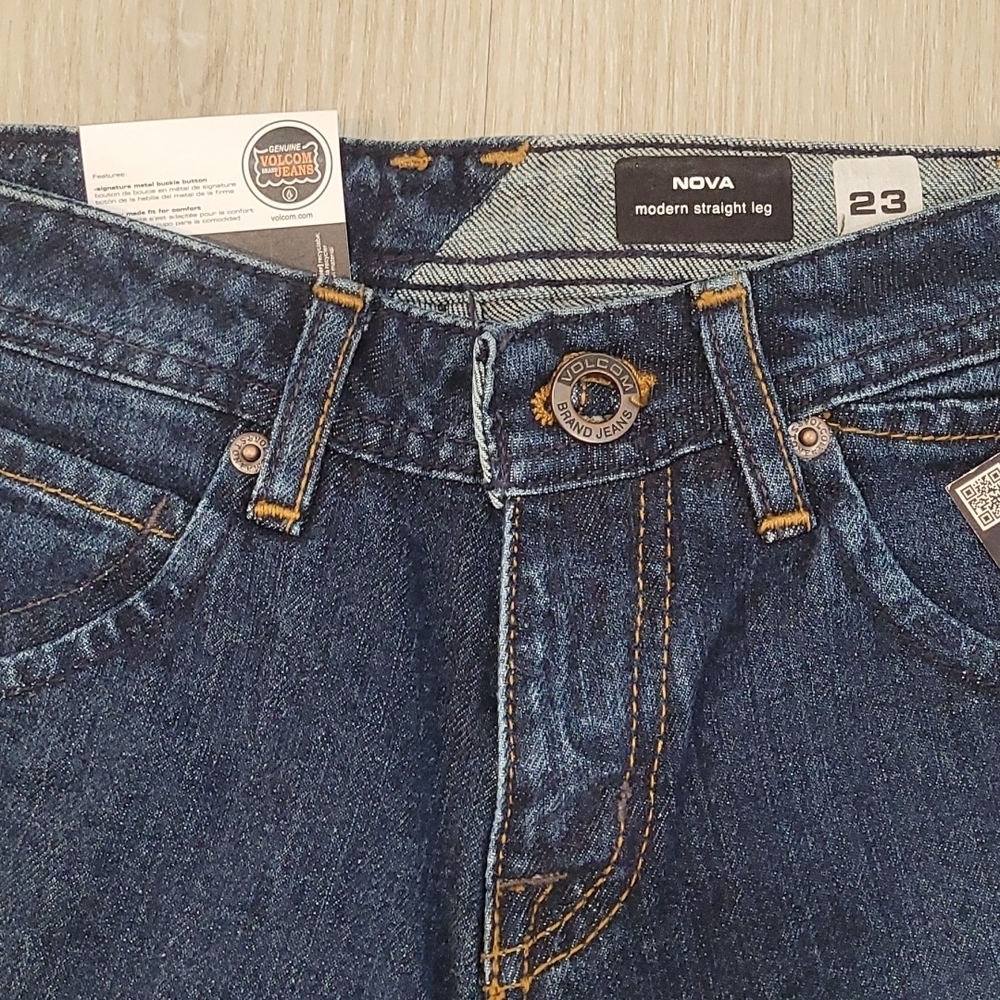 Volcom modern straight leg Nova jeans size 23 - Picture 3 of 6